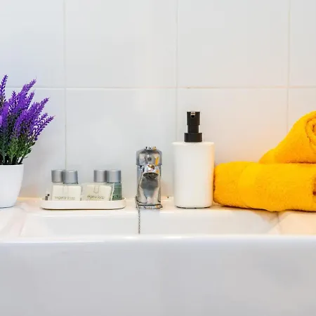 101 Bright Accomodation With Pool View Appartement *